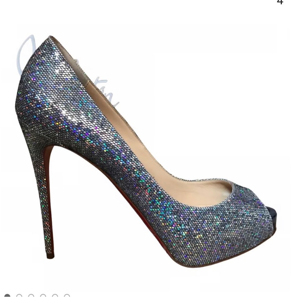 Gorgeous Christian Louboutin glittery pumps